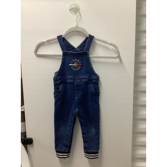 TOMMY HILFIGER Bibs OVERALLS Jeans INFANT 18M Bar Embroidered Logo Stripe Cuffs - Picture 1 of 7